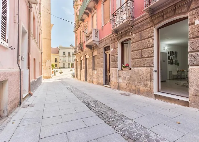 Via San Giacomo 10